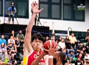 华体会平台-杨瀚森在洛杉矶进行训练与球哥等人同场竞技