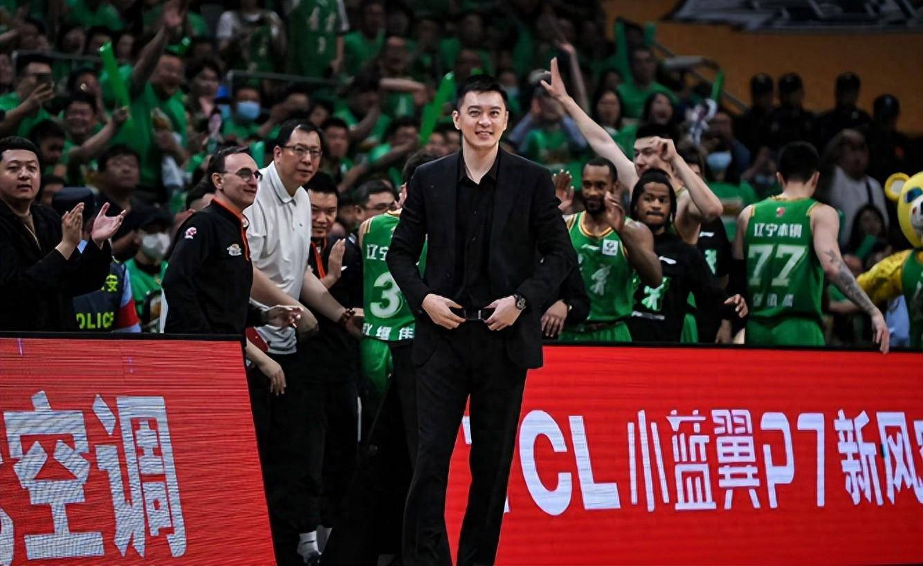 大连男篮全力备战，迎来赛季巅峰