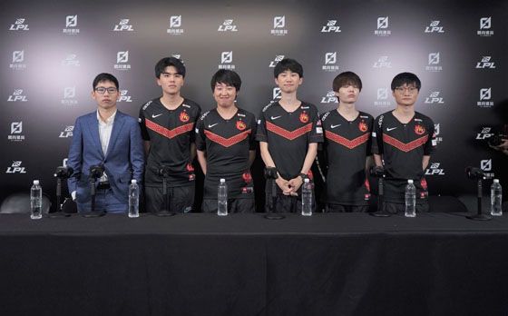 包含我觉得明年HongQ必来LPL，他来被抽不太可能的词条