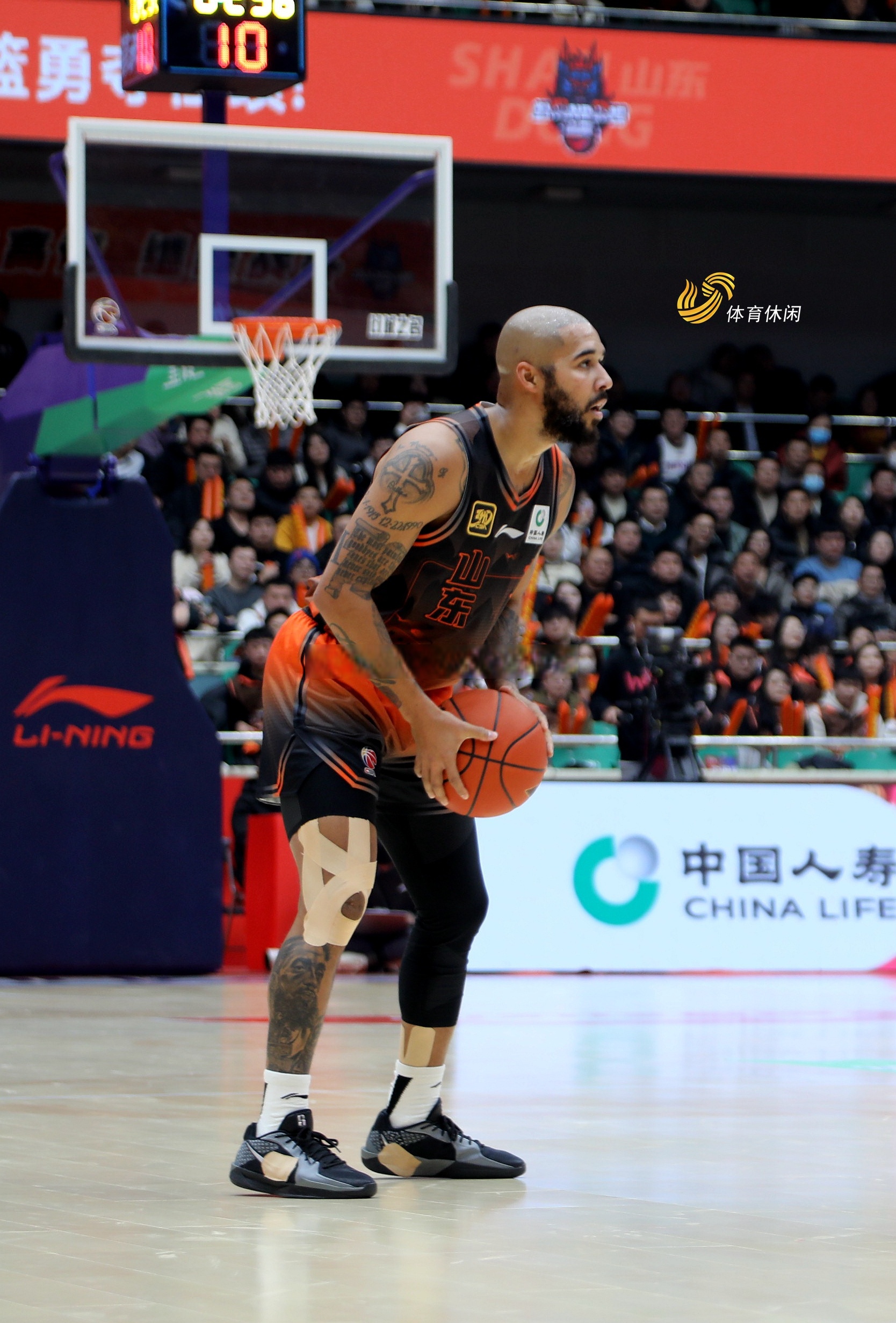 山东男篮在客场战胜对手，豪取连胜的简单介绍